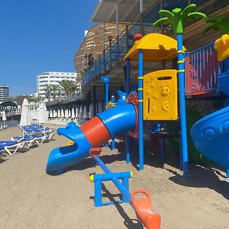 Orange County Resort 5*